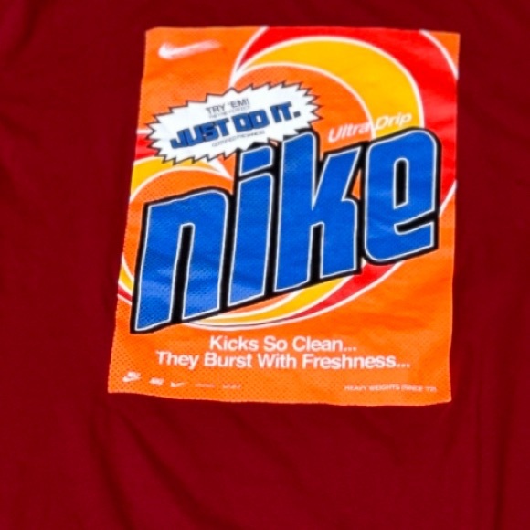 Nike Red Graphic T-Shirt - Picture 2 of 2